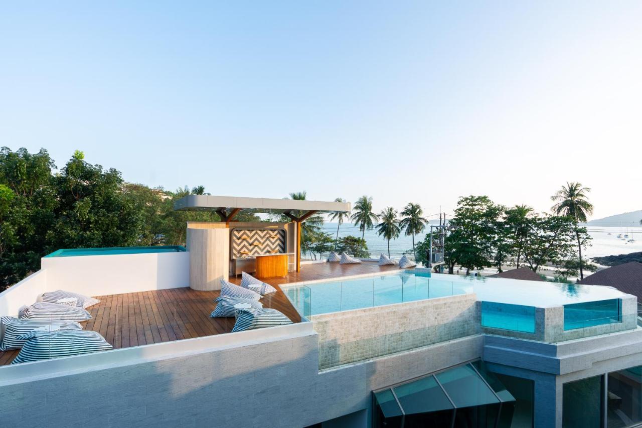 Panwaburi Beachfront Resort - Sha Extra Plus Ngoại thất bức ảnh Rooftop pool at the hotel