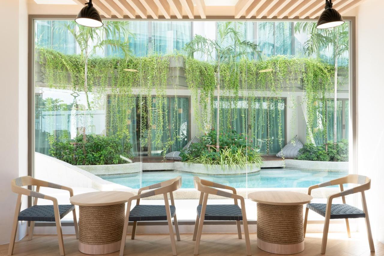 Panwaburi Beachfront Resort - Sha Extra Plus Ngoại thất bức ảnh The interior of the hotel