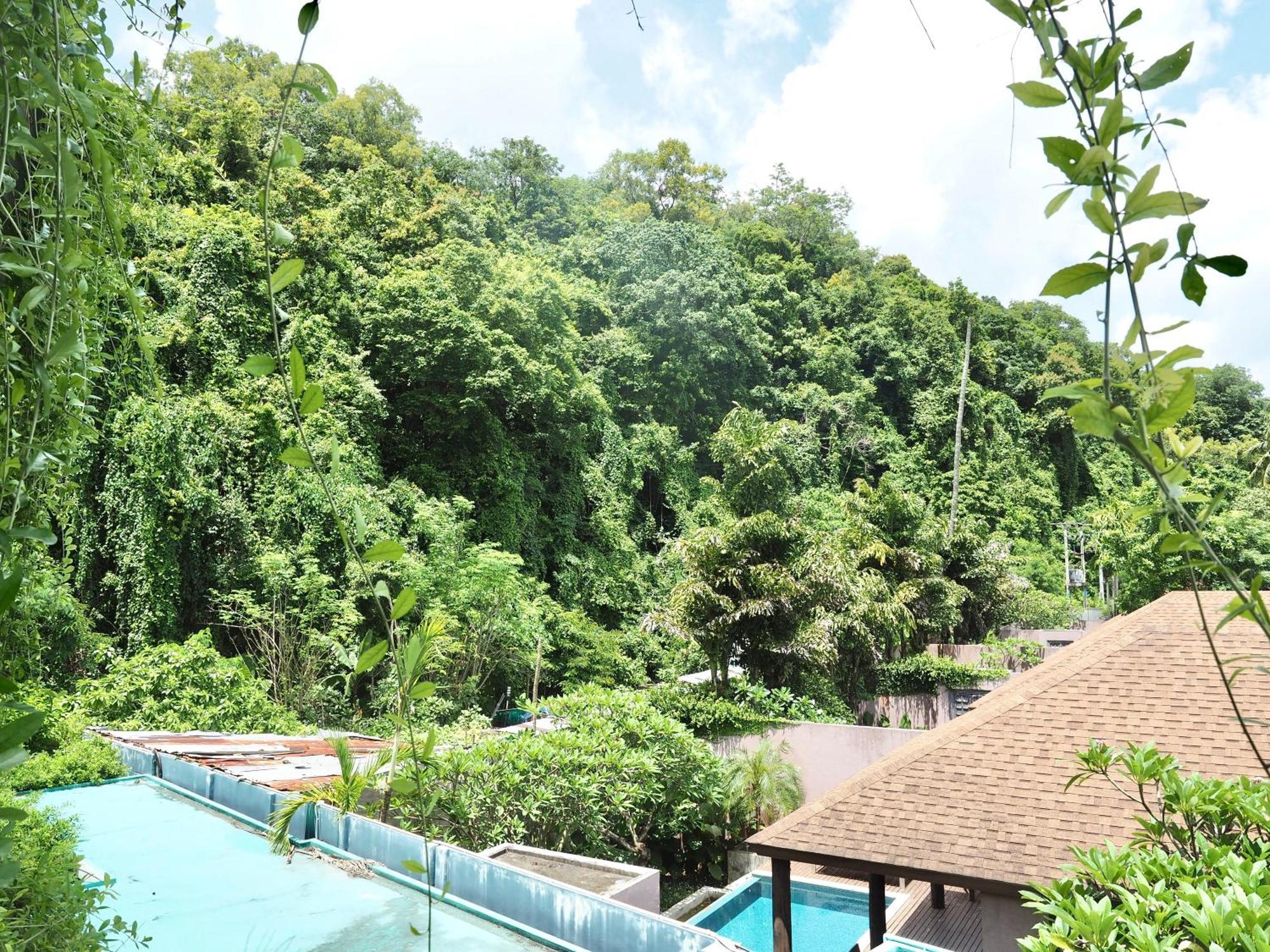 Panwaburi Beachfront Resort - Sha Extra Plus Ngoại thất bức ảnh View of the resort